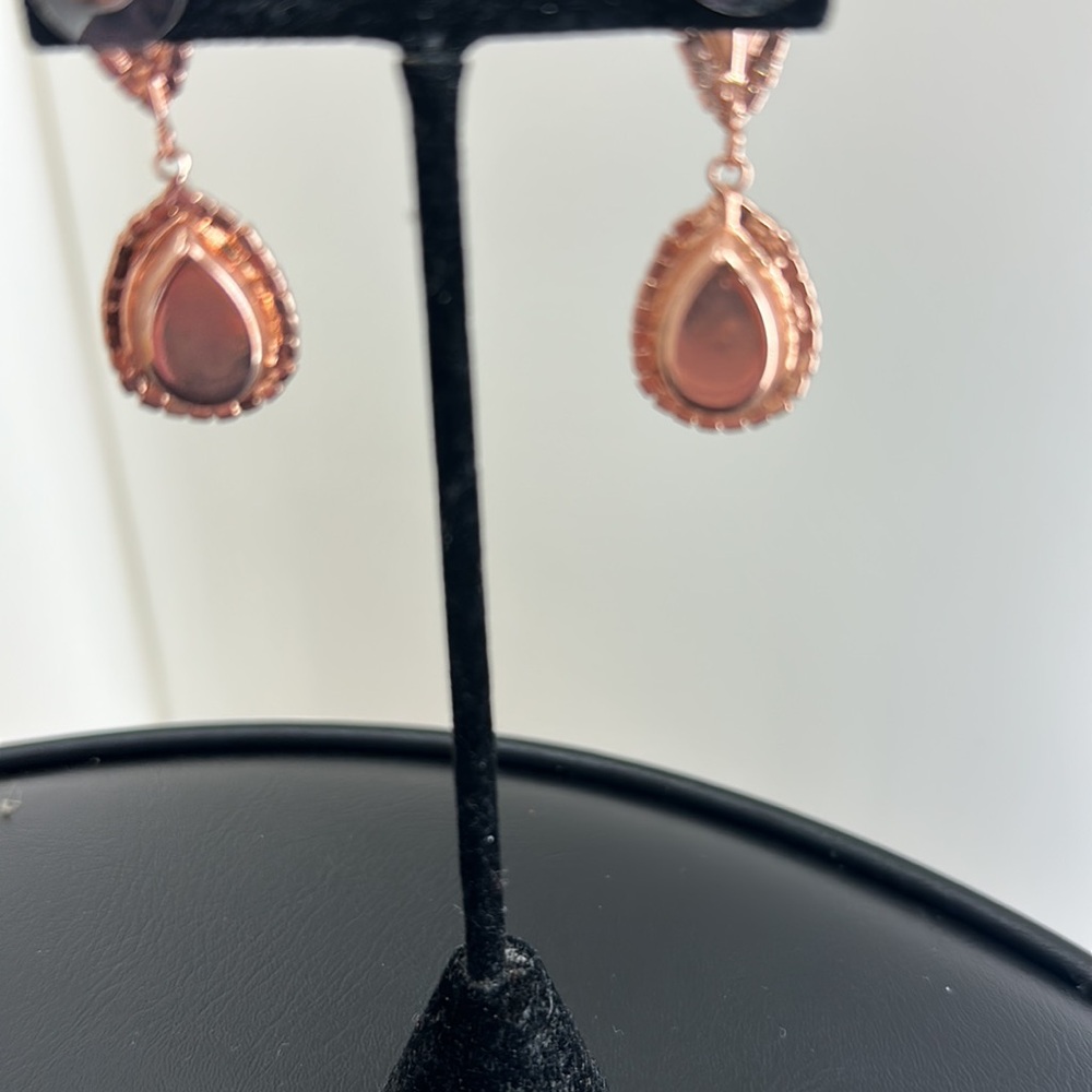 Women’s Sapphire blue and clear stone pageant pierced earrings - Picture 3 of 3